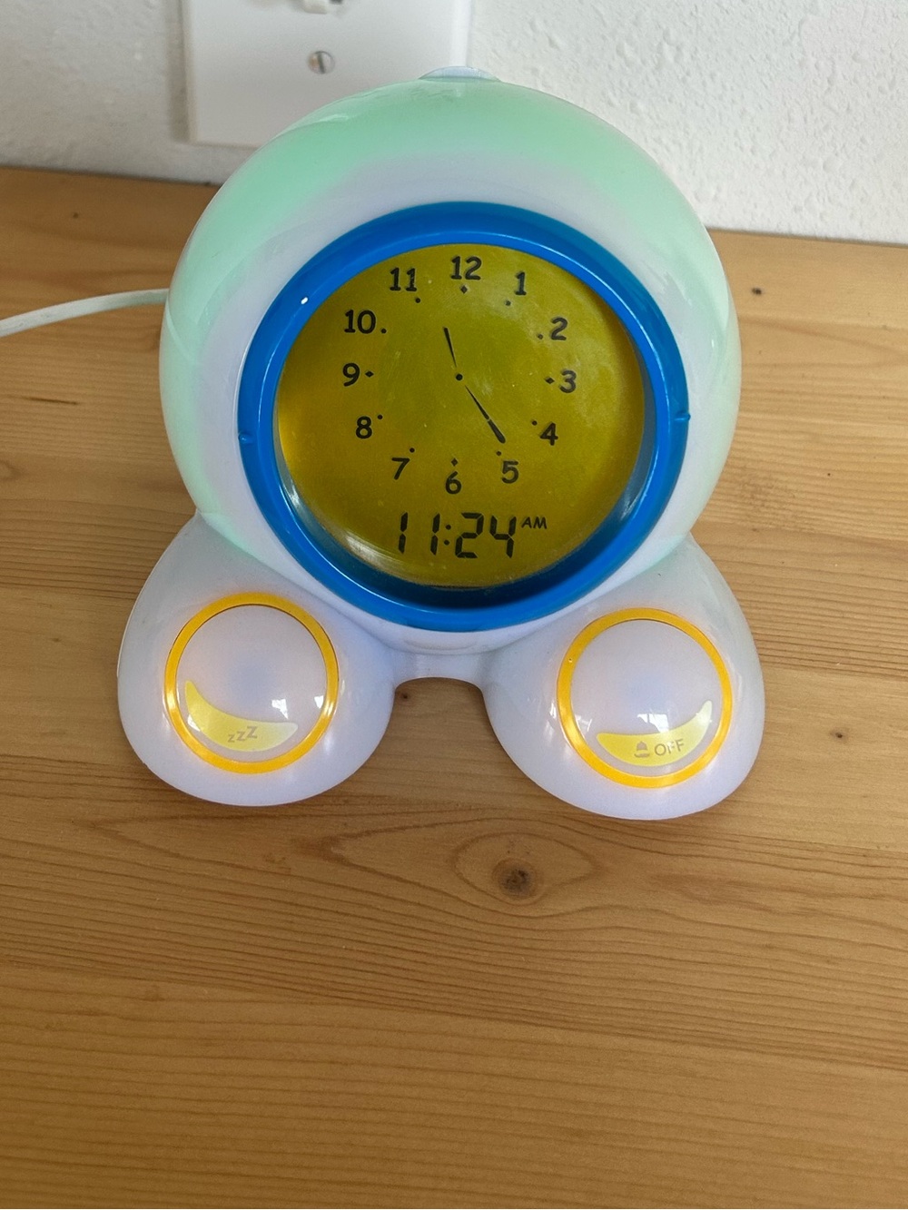 Onaroo “OK to Wake”/“Teach Me Time” Talking Alarm Clock & Nightlight